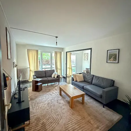 Apartman Les Fleurs De La Cite - T3 Parking Prive Et Terrasse Jardin Prive Carcassone