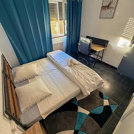 Les Fleurs De La Cite - T3 Parking Prive Et Terrasse Jardin Prive * Carcassone