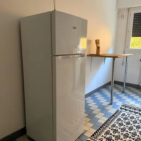 Les Fleurs De La Cite - T3 Parking Prive Et Terrasse Jardin Prive Apartman