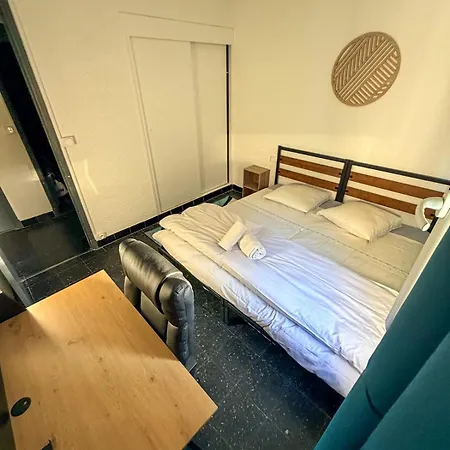 Les Fleurs De La Cite - T3 Parking Prive Et Terrasse Jardin Prive *